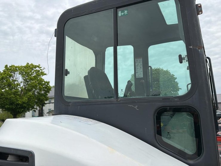 2014-bobcat-e42-image-53