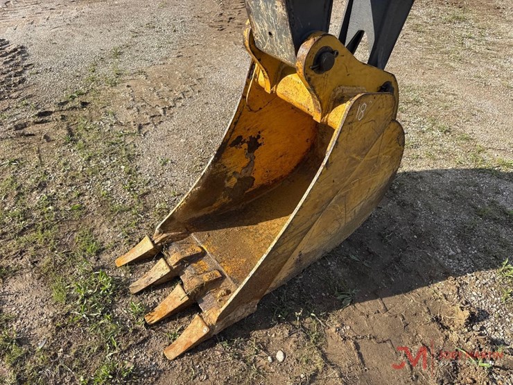2013-deere-310k-ep-image-15
