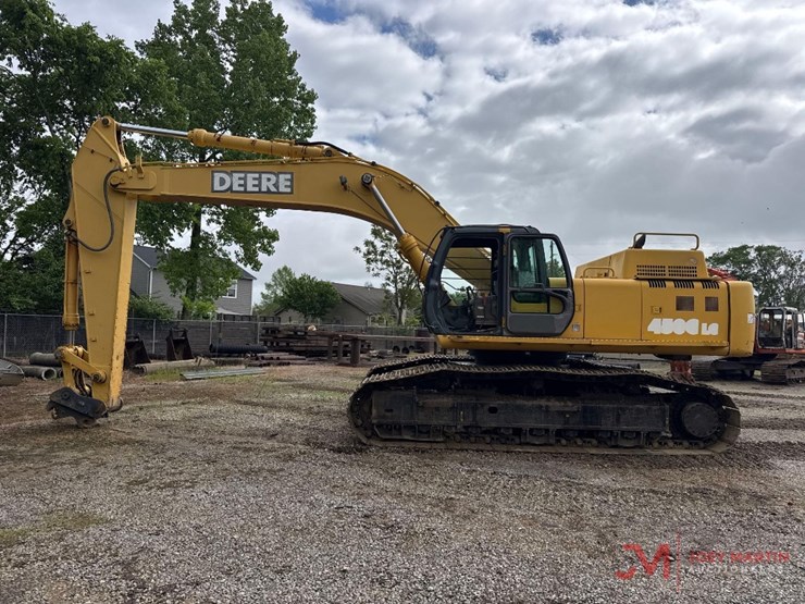 2004-deere-450c-lc-image-2