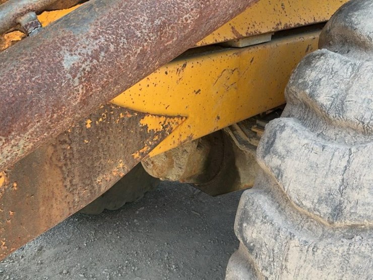 #131-•-bell-off-road-dump-truck-image-86