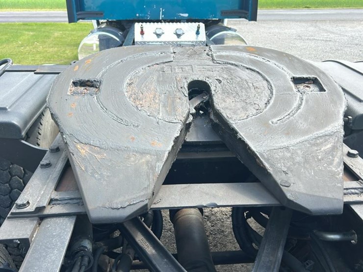 2006-kenworth-t800-image-42