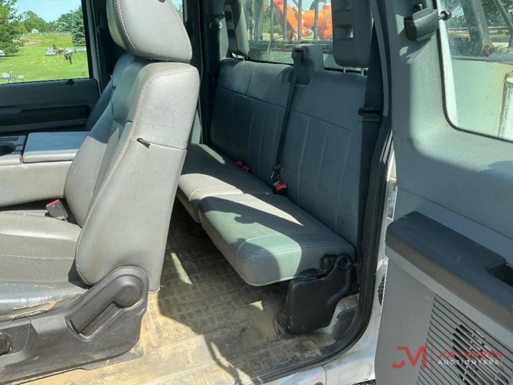 2012-ford-f250-xl-image-7