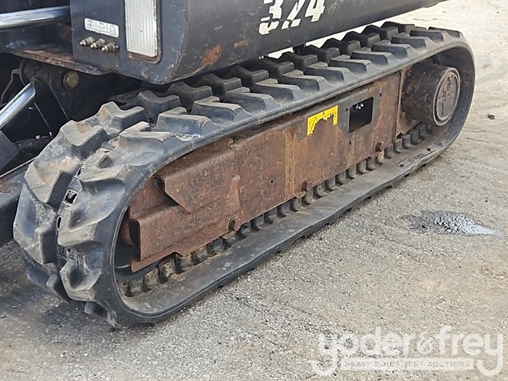 2013-bobcat-324m-image-13