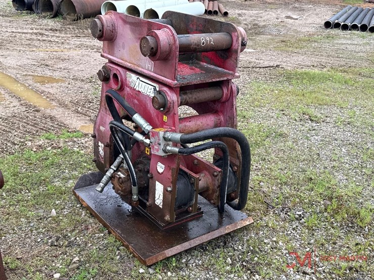 allied-hydraulic-plate-tamp-image-1