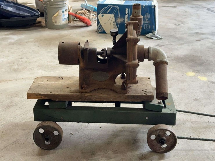 fairbanks-morse-pump-on-custom-cart-image-7
