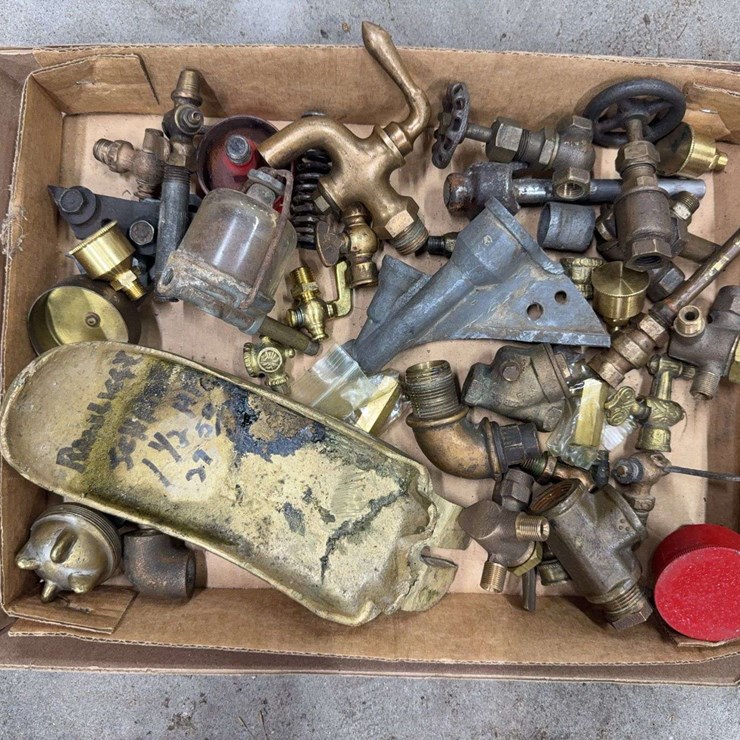 Mixed Assorted Metal Fittings and Fixtures