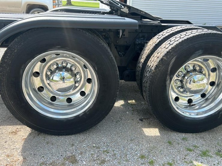 2006-kenworth-t800-image-39