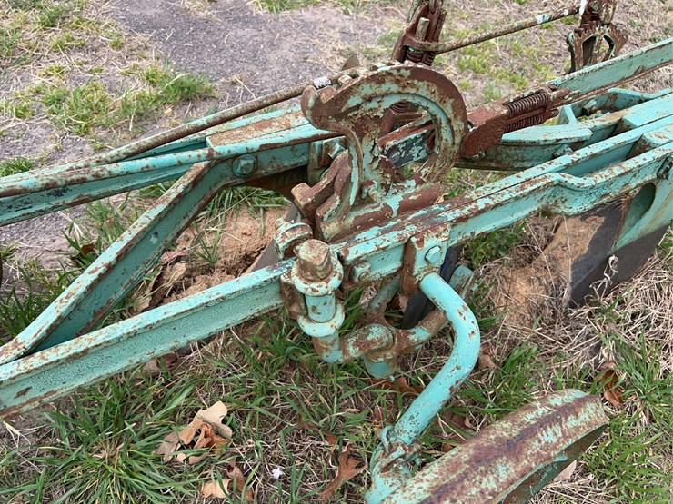 massey-harris-two-bottom-plow-image-5