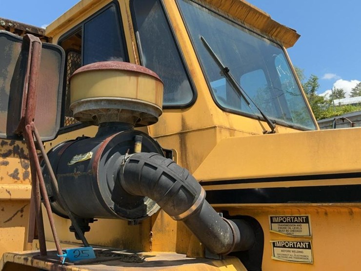 #131-•-bell-off-road-dump-truck-image-43
