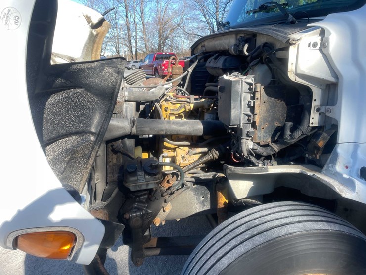 #4198-•-2005-sterling-box-truck-image-127