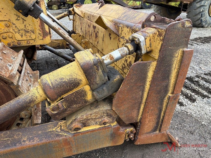 caterpillar-d7f-image-13