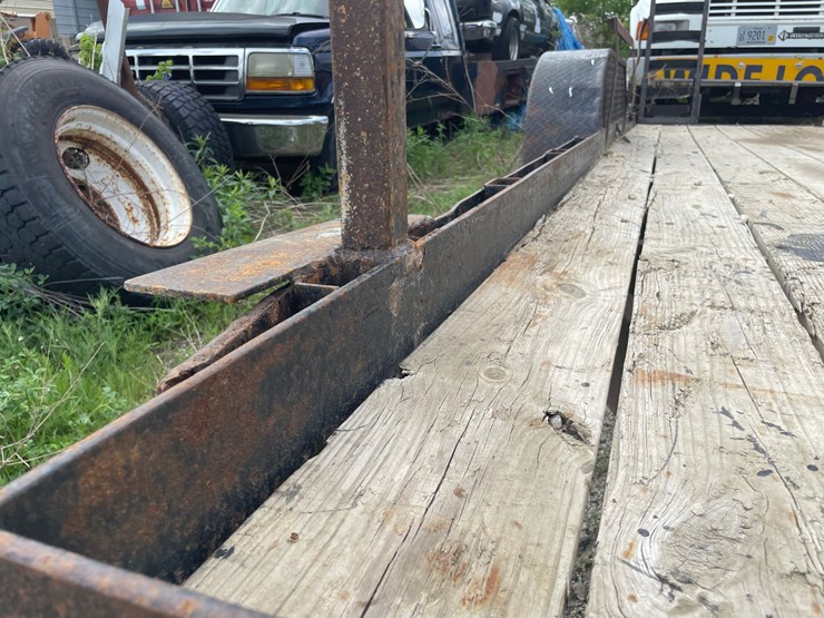 #6003-•-2006-may-tandem-axle-equipment-trailer-(has-wi-title)-image-11