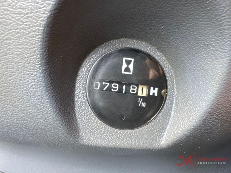 2001-deere-450-lc-image-41