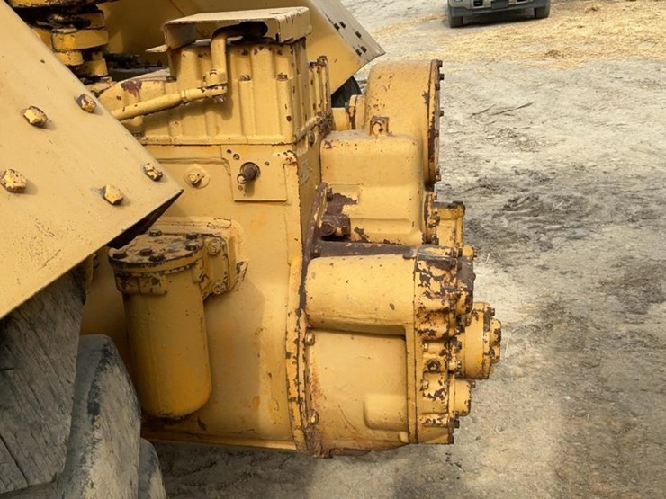 caterpillar-621-image-49