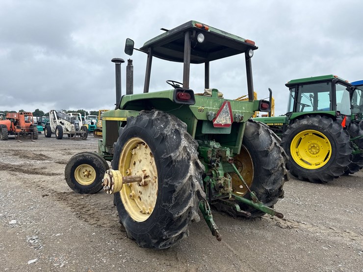 john-deere-4430-image-6