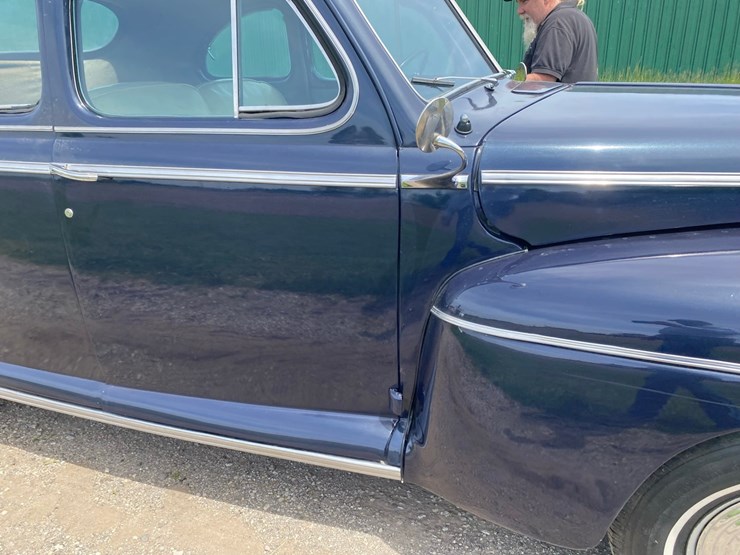 1946-ford-deluxe-business-coupe-image-14