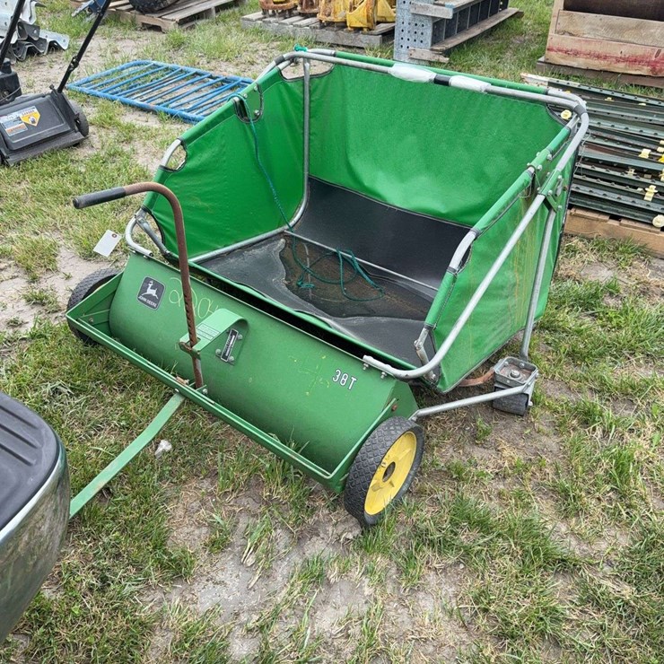 JOHN DEERE 38