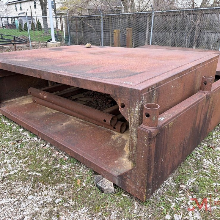 10'8" X 8' X 4'6" MAN HOLE BOX W/ 6'6" SPREADERS