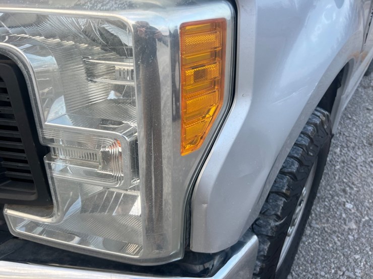 2017-ford-f250-xl-image-25