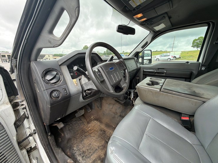 ford-f350-xl-image-20