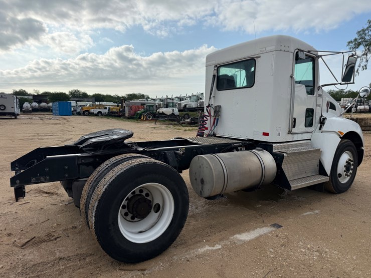2016-kenworth-t370-image-5