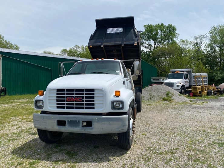 2002-gmc-6500-dump-truck-image-2