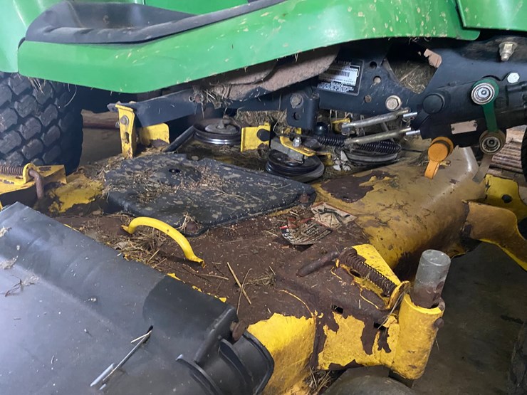 john-deere-x720-image-8