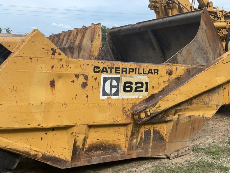 caterpillar-621-image-61
