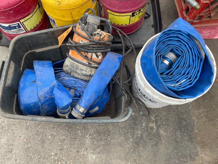 #6048-•-tsunami-sump-pump-and-water-hoses-image-1