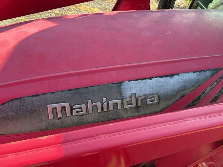2018-mahindra-9110p-image-26