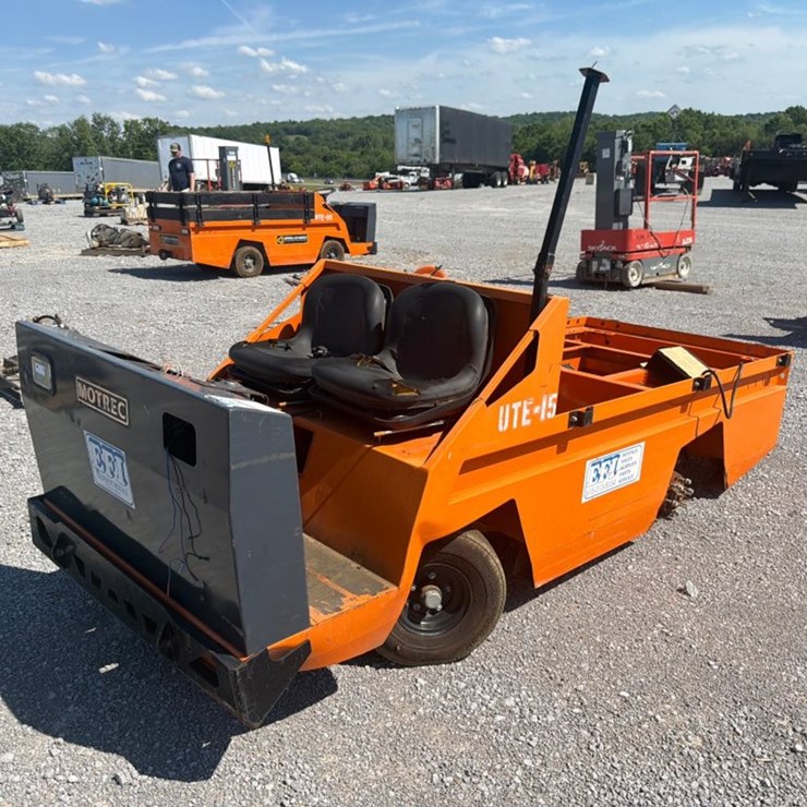 #41 • 2015 MOTREC E-480 INDUSTRIAL UTILITY VEHICLE