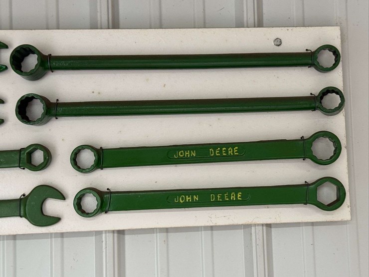 john-deere-and-van-brunt-wrenches-image-4