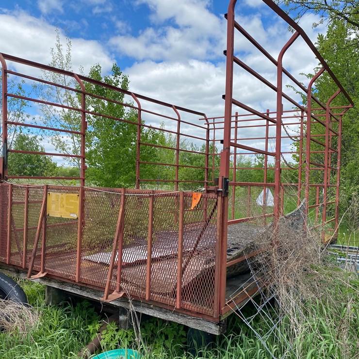 #3501 • 9' x 16' H&S Hay Wagon