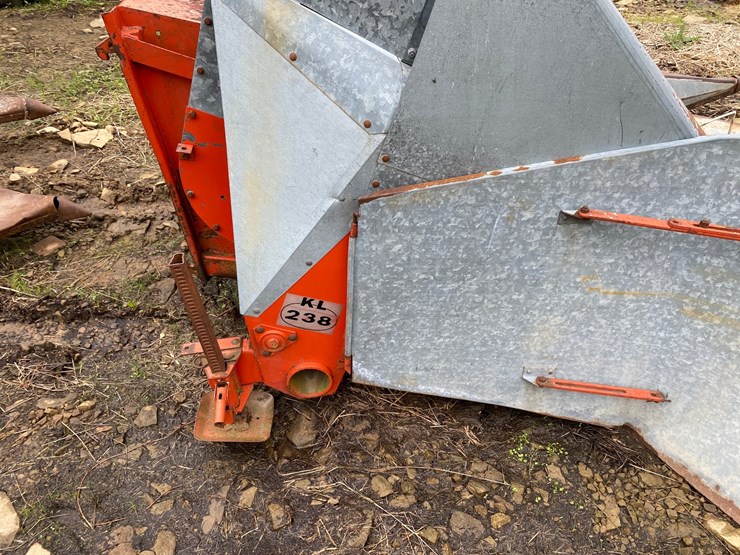 #3509-•-allis-chalmers-kl238-2-row-corn-head-image-4
