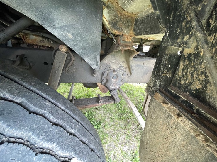 ford-l7000-image-31