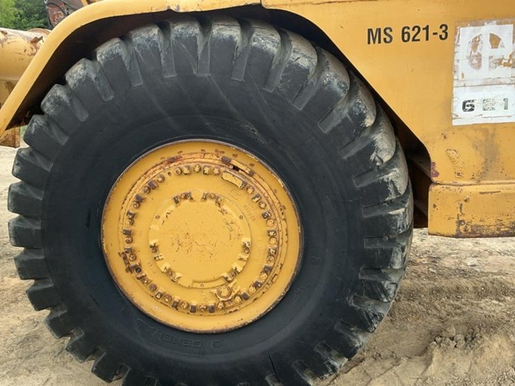 caterpillar-621-image-97