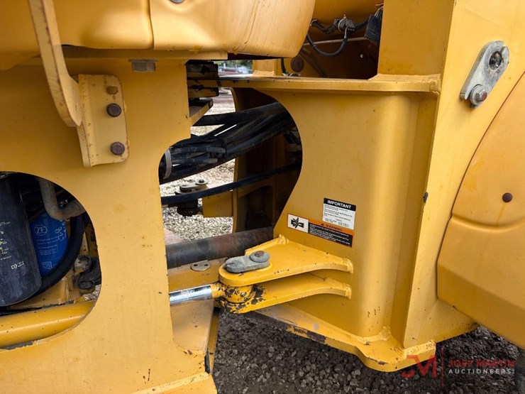 2000-deere-544h-image-20