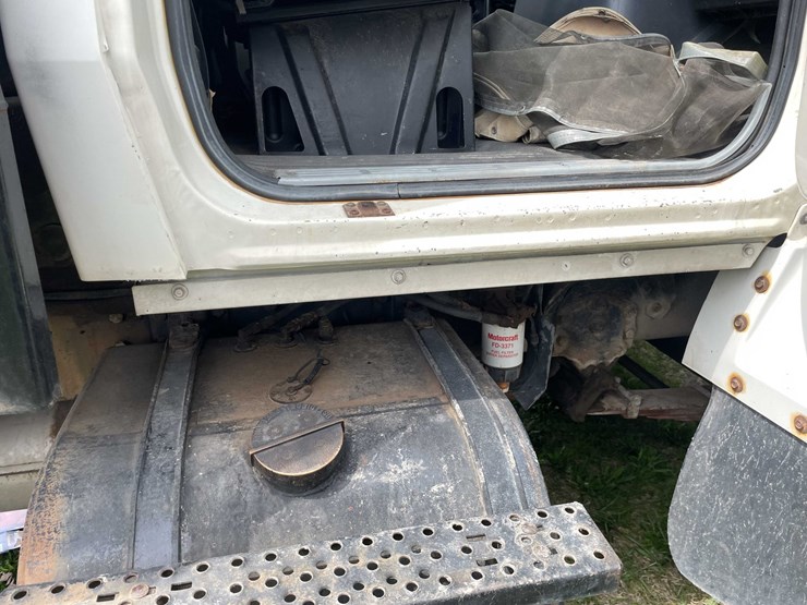 ford-l7000-image-55