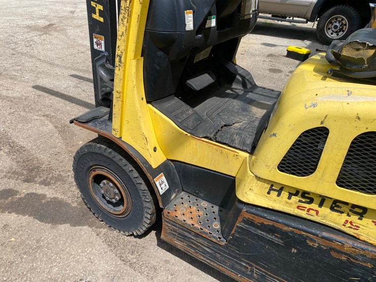 2016-hyster-h30ft-lp-forklift-image-13