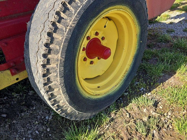 new-holland-513-image-11
