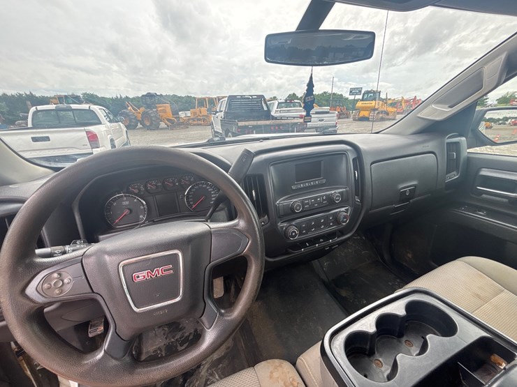 2017-gmc-sierra-1500-image-11