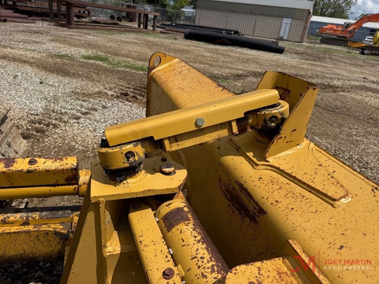 1998-caterpillar-d5c-xl-image-21