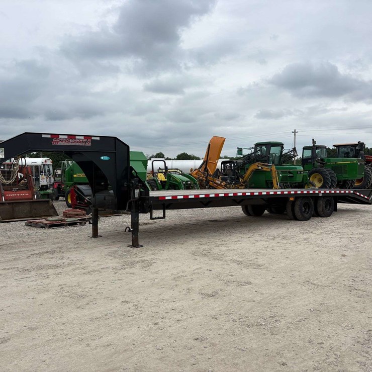 New 2022 Midsota Gooseneck Trailer, 32ft, Mega Ramps, 20,000lb axles, VIN- 5JWKF4126NA103322, Tax, title, and license fee will apply to the trailer, 6.25% tax rate, dealer can do farm exempt, Buyer sends bill of sale to dealer to file paper work