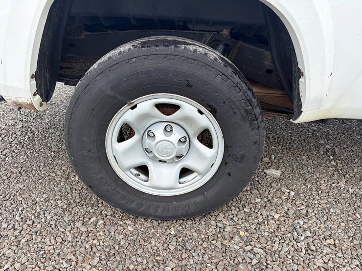 2017-toyota-tacoma-image-10