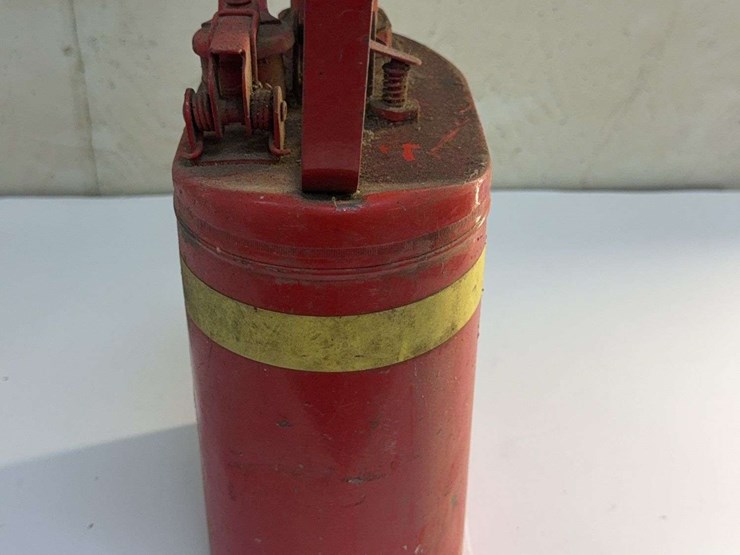 eagle-manufacturing-oil-can-and-john-deere-oiler-cans-image-8