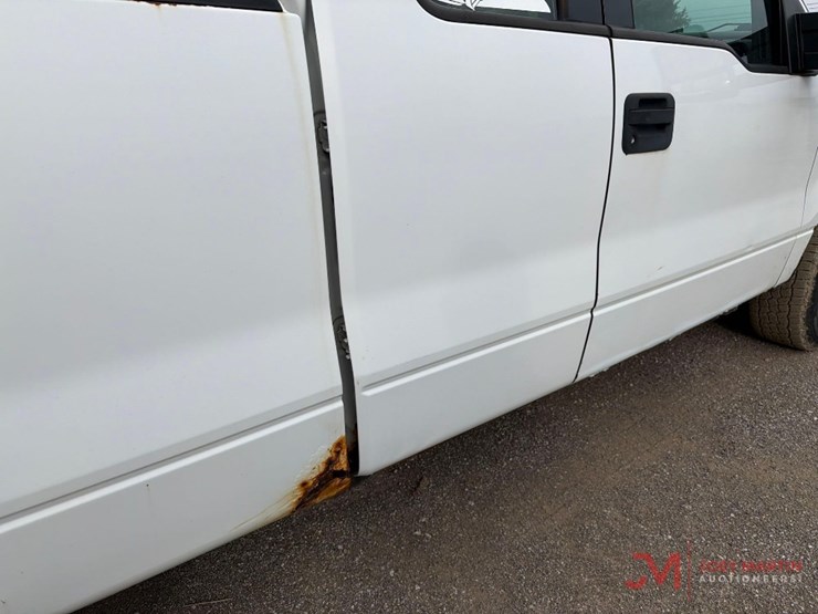 2010-ford-f150-xl-image-24