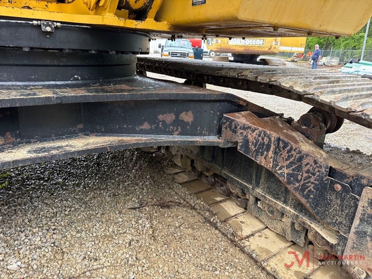 2001-deere-450-lc-image-39