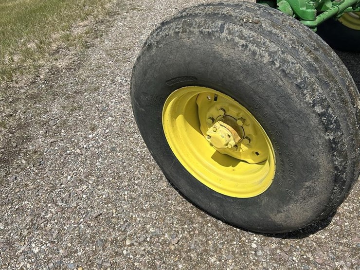 john-deere-4320-image-9