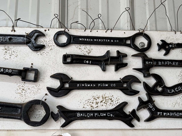 plow-company-wrench-collection-image-3