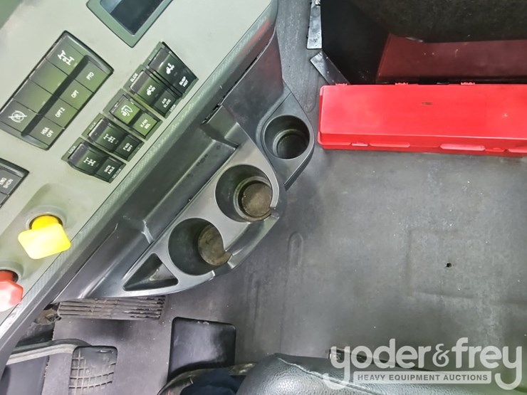 2019-freightliner-cascadia-116-image-30